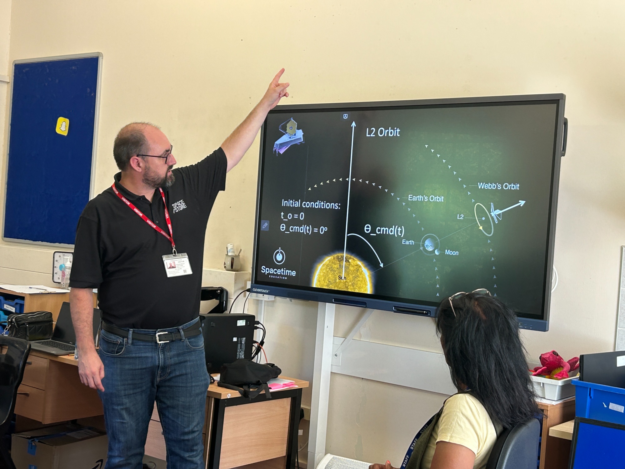 Visitor presenting on the telescope