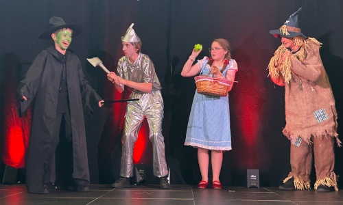 The Wicked Witch, tin man,, Dorothy and the cowardly lion