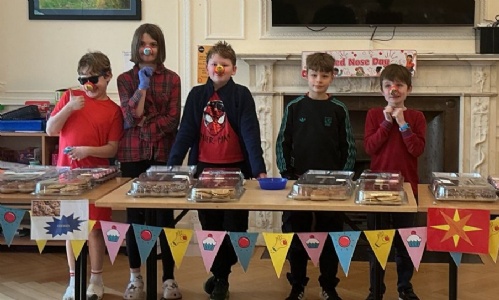 Elm class ready to sell cakes in aid of comic relief